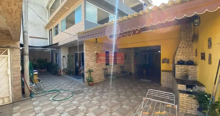 Belíssimo triplex em Jardim Bangu