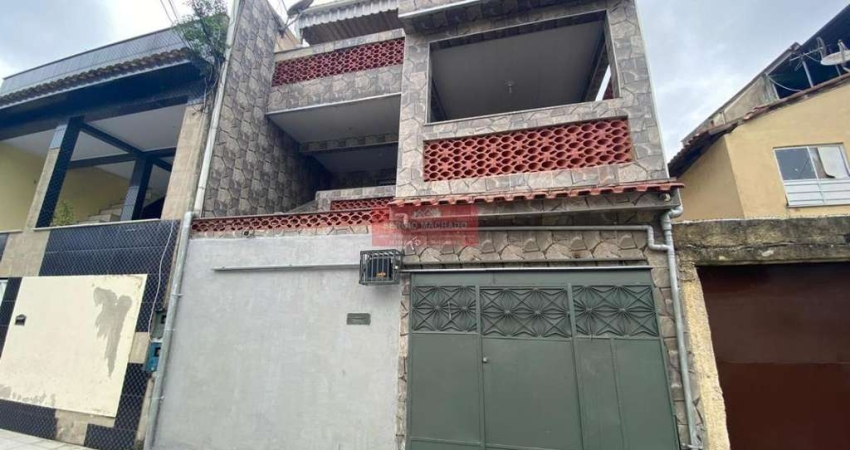 Casa Triplex com 3 quartos em Bangu