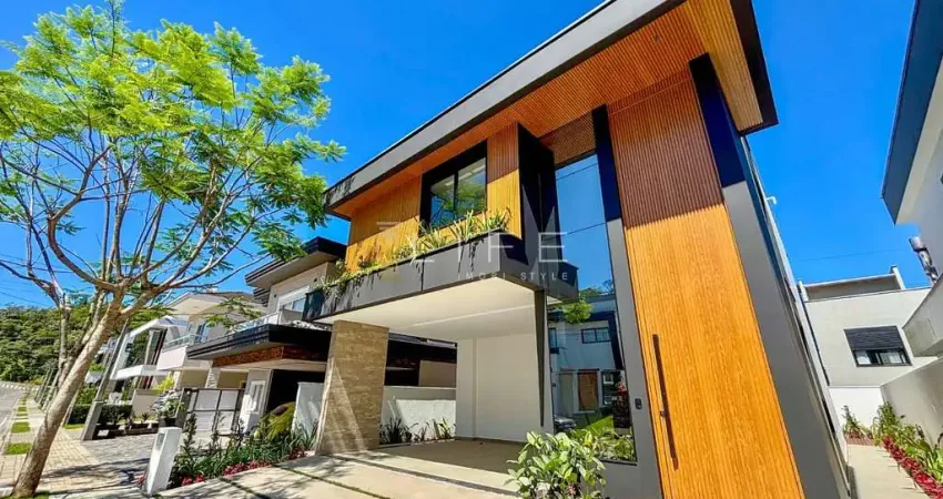 Casa em condomínio fechado com 3 quartos à venda na Vila Nova, Joinville