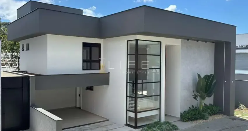 Casa em condomínio fechado com 3 quartos à venda no América, Joinville 