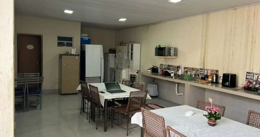 Casa com 4 quartos à venda na Rua José Tait, 35, Conjunto Professora Hilda Mandarino, Londrina
