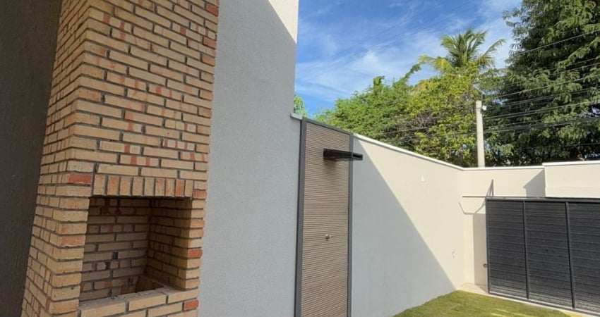 Linda casa plana com 03 suítes mas Lavabo, com um projeto exclusivo