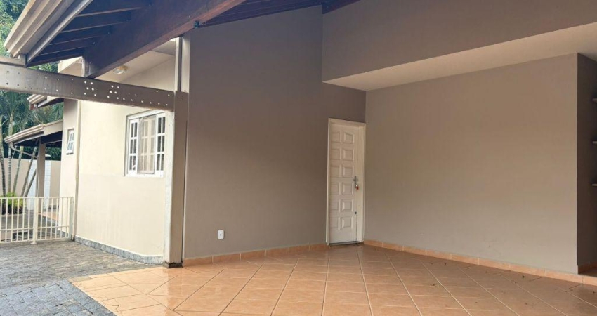 Casa com Piscina à Venda no Jardim Mauá II – Completa e Aconchegante!