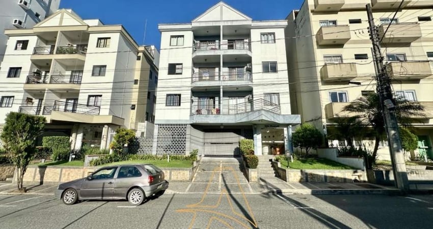 Apartamento com 2 Dormitórios e Sacada no Bairro Victor Konder