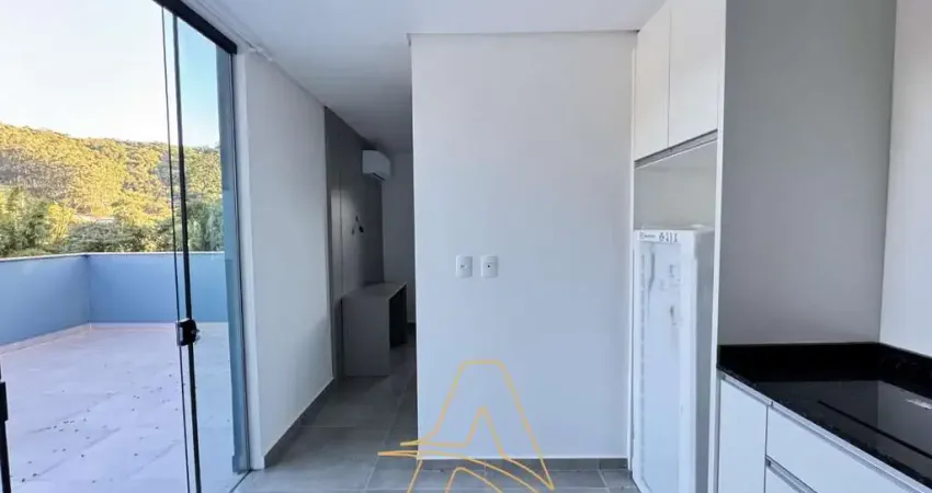 Apartamento Novo Mobiliado com 1 Dormitório e Sacada na Velha