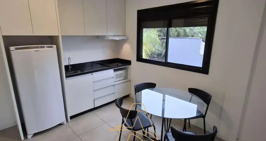 Loft Mobiliado com 1 Dormitório e Sacada no Bairro Itoupava Norte