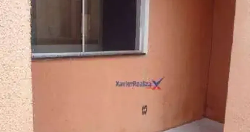 Casa com 2 dormitórios à venda por R$ 220.000,00 - Planalto - Mateus Leme/MG