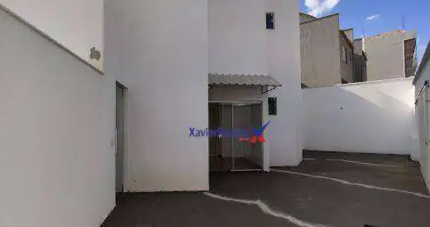 Casa com 2 dormitórios à venda, 75 m² por R$ 320.000 - Monsenhor Horta - Ibirité/Minas Gerais