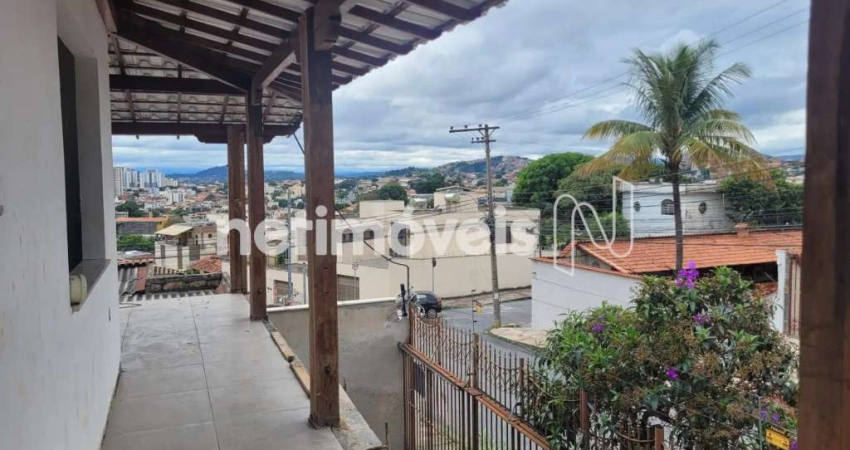 Casa com 7 quartos à venda no Planalto, Belo Horizonte 