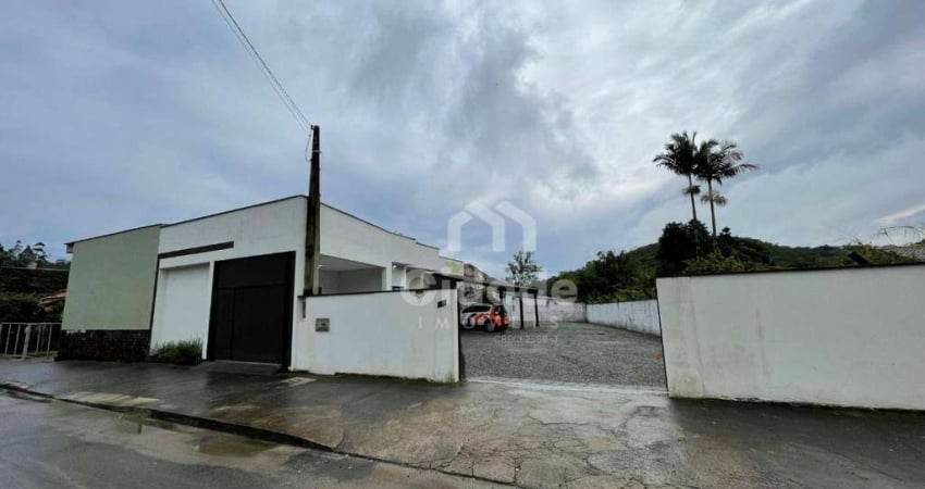 Casa com 2 dormitórios para alugar, 8089 m² por R$ 2.500,00/mês - Ilha da Figueira - Jaraguá do Sul/SC