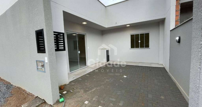 Casa com 2 dormitórios para alugar, 68 m² por R$ 1.650,00/mês - Santo Antônio - Jaraguá do Sul/SC