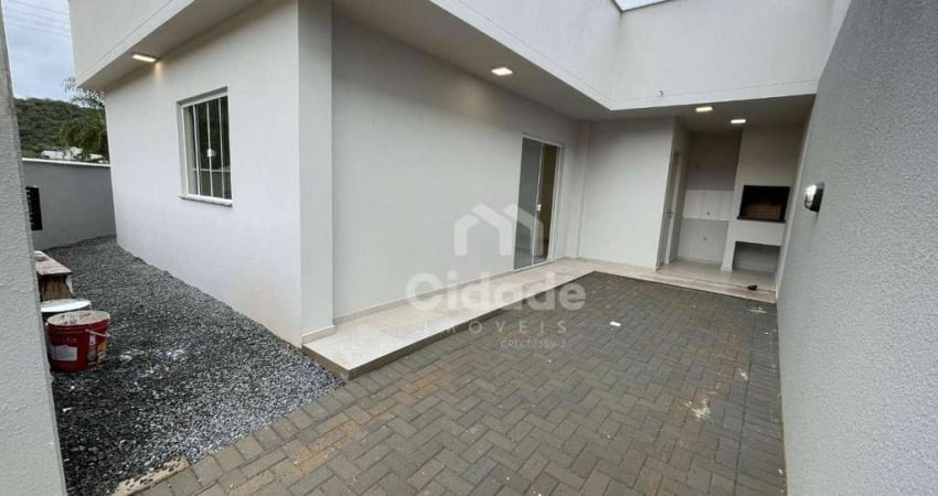 Casa com 2 dormitórios para alugar, 68 m² por R$ 1.750/mês - Santo Antônio - Jaraguá do Sul/SC