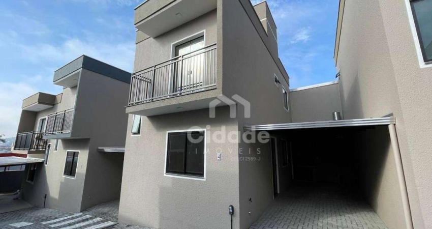 Casa com 2 dormitórios para alugar por R$ 2.600,00/mês - Vila Lenzi - Jaraguá do Sul/SC