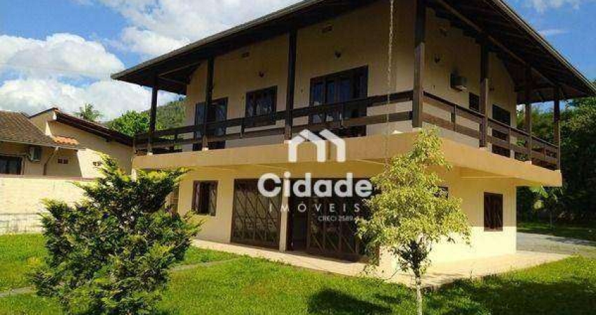 Casa com 3 dormitórios, 200 m² - venda por R$ 1.300.000,00 ou aluguel por R$ 4.000,00/mês - Barra do Rio Cerro - Jaraguá do Sul/SC