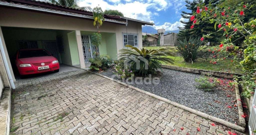 Casa com 2 dormitórios para alugar, 130 m² por R$ 3.000,00/mês - Centro - Jaraguá do Sul/SC