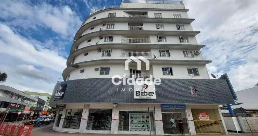 Apartamento com 1 suíte + 2 dormitórios para alugar, 100 m² por R$ 2.200/mês - Centro - Jaraguá do Sul/SC