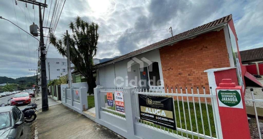 Casa para alugar, 147 m² por R$ 4.800,00/mês - Centro - Jaraguá do Sul/SC