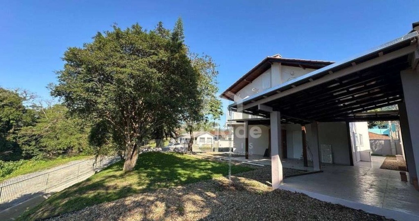 Casa com 1 suíte + 2 dormitórios à venda, 255 m² por R$ 1.800.000 - Vieiras - Jaraguá do Sul/SC