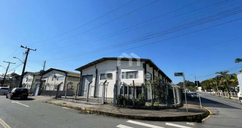 Galpão para alugar, 450 m² por R$ 7.996/mês - São Luís - Jaraguá do Sul/SC