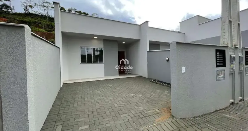 Casa com 2 quartos para alugar na Maximino Beber, 987, Santo Antônio, Jaraguá do Sul