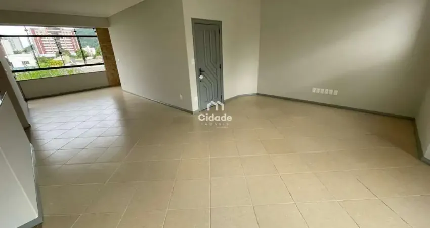 Apartamento com 3 quartos para alugar no Centro, Jaraguá do Sul