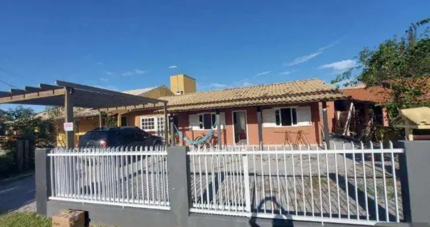 Casa para Venda em Imbituba, Alto Arroio, 3 dormitórios, 2 banheiros, 1 vaga