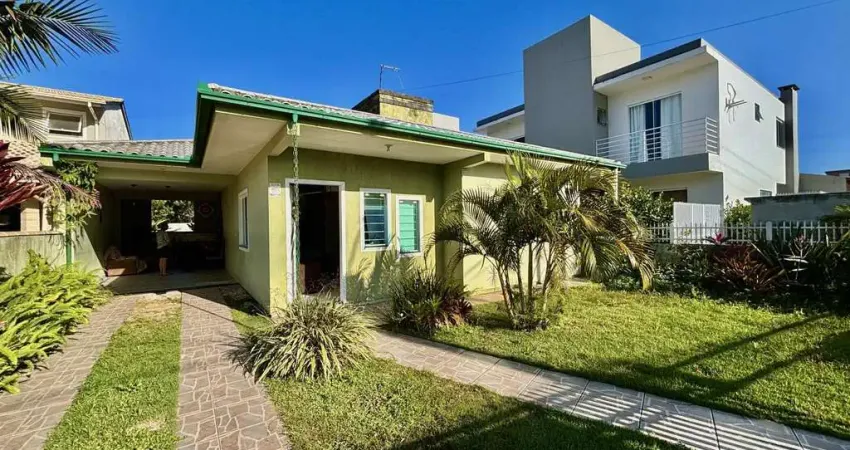 Casa para Venda em Garopaba, Areias de Palhocinha, 3 dormitórios, 1 suíte, 2 banheiros, 1 vaga
