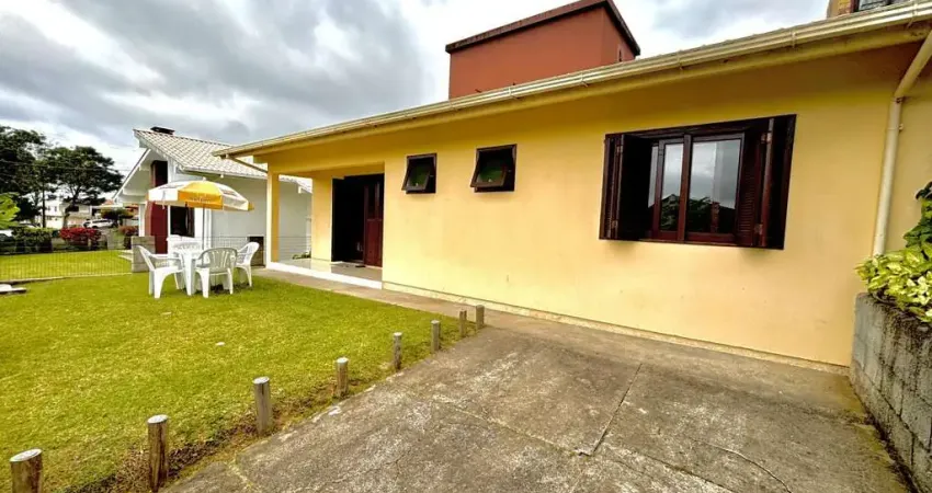 Casa para Venda em Garopaba, Ambrósio, 3 dormitórios, 2 banheiros, 1 vaga
