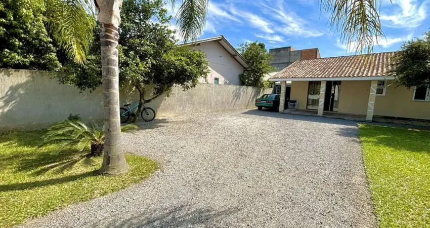 Casa para Venda em Imbituba, Araçatuba, 2 dormitórios, 1 suíte, 2 banheiros, 4 vagas