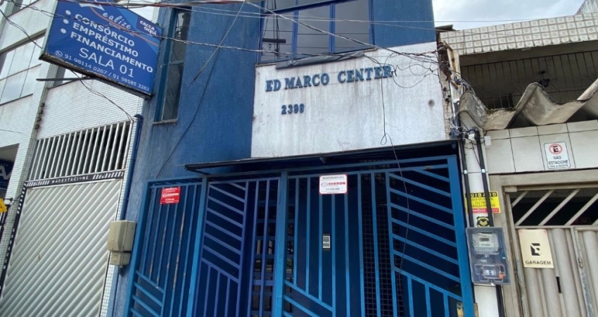 Vendo Prédio Comercial - 07 Salas - Dois Pavimentos - Bairro do Marco