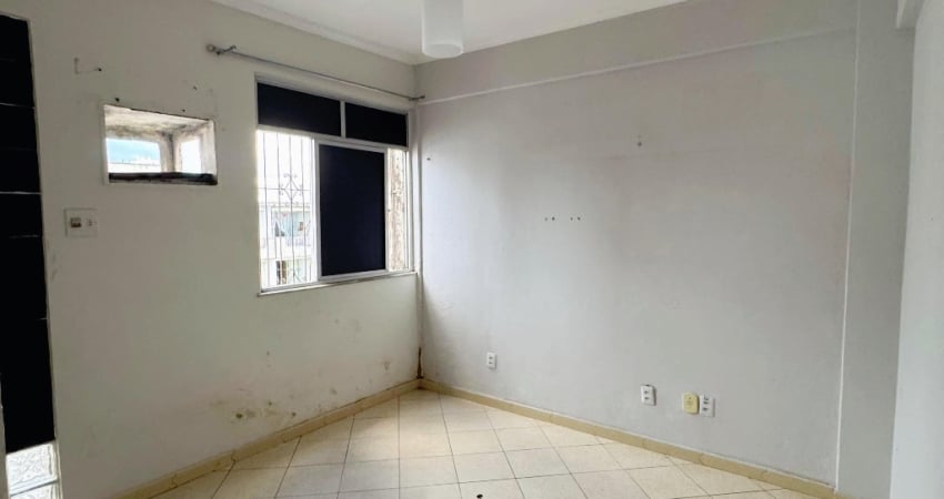 VENDO APARTAMENTO NO MARCO - 02 QUARTOS  - BEM LOCALIZADO - ARMÁRIOS
