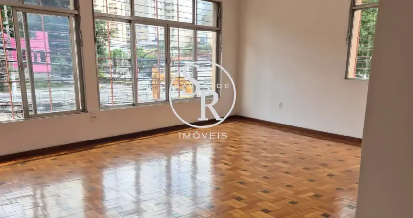 Casa duplex de 7 quartos (2 suítes) com 403 m² em icaraí – excelente oportunidade