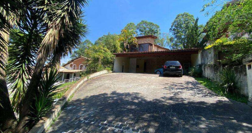 LINDA CASA NO PORTAL DOS GRAMADOS