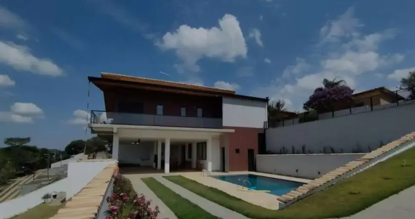 OPORTUNIDADE CONDOMÍNIO FECHADO EM IGARATÁ - CASA RECÉM CONSTRUÍDA