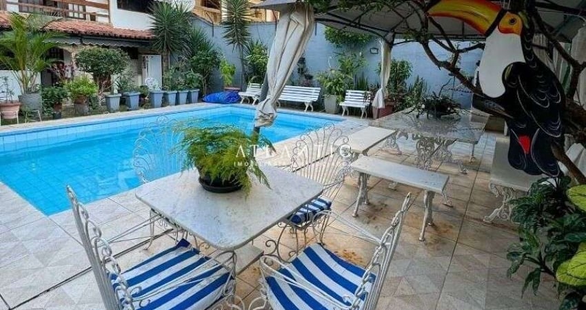 Casa à venda no bairro Jardim Camburi - Vitória/ES