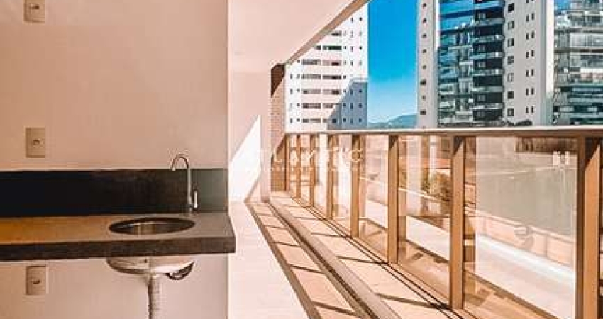 Apartamento no Ed. Veleiros na Praia da Costa