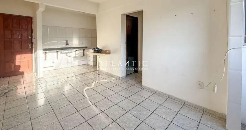 Oportunidade, 1 quartos grande com vaga coberta, aceita financiamento!