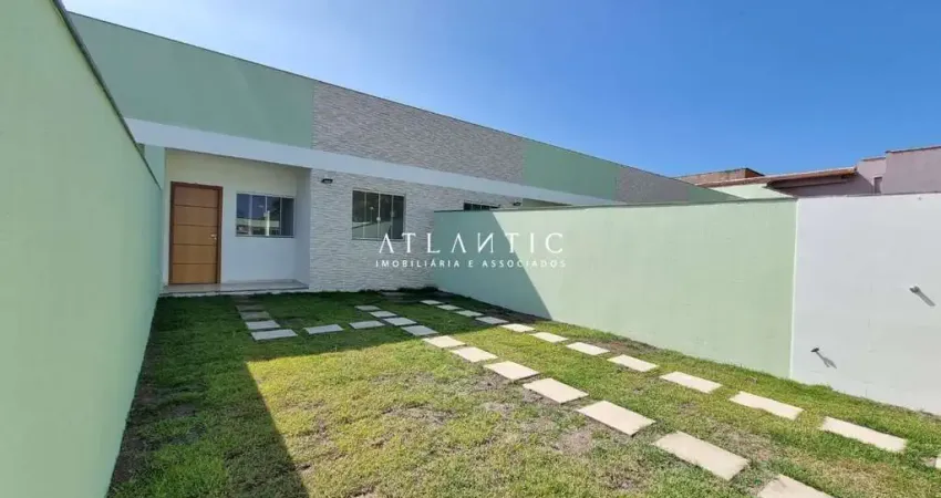 Casa Nova alto Padrão, escriturada! 2 Quartos com suite e quintal