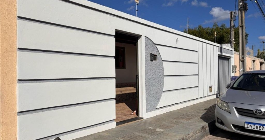 Casa com 4 quartos à venda na Rua Aureo Tourinho Peçanha, Candeias, Vitória da Conquista