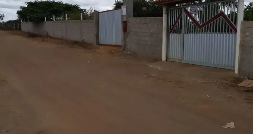 Vende - Se Sitio Com Casa Grande E Bonita Em Lucaia