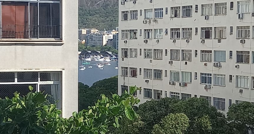 Confortável apartamento 3quartos com dependência Botafogo