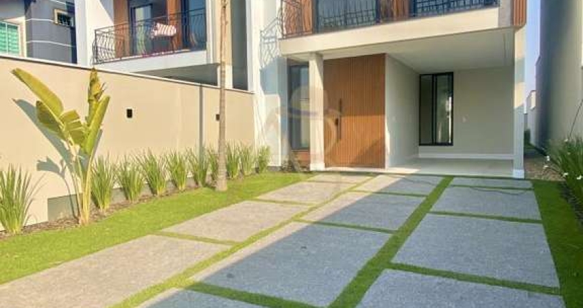 Casa à venda no Universitário, Tijucas 