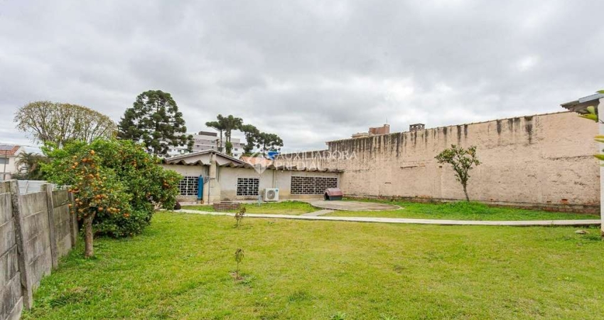 Casa com 3 quartos à venda na Rua Quinze de Outubro, 61, Centro, Pinhais