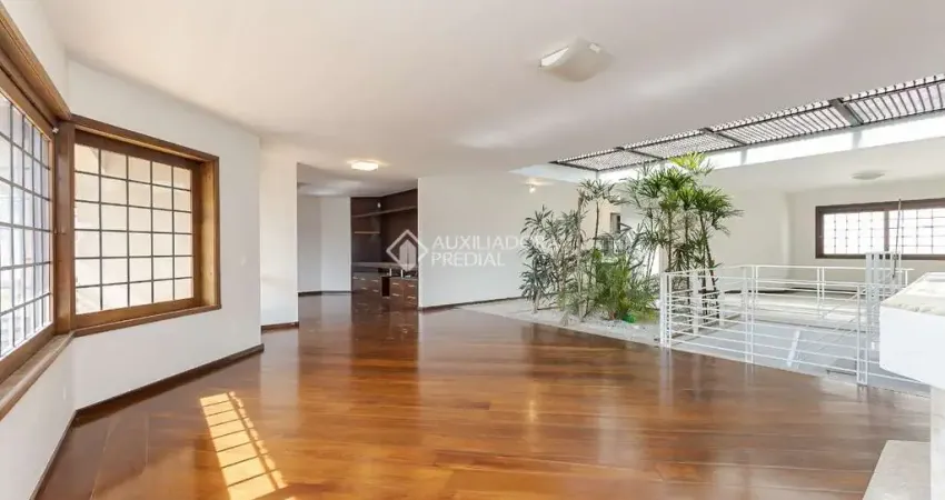 Casa em condomínio fechado com 5 quartos à venda na Rua José Benedito Cottolengo, 680, Campo Comprido, Curitiba
