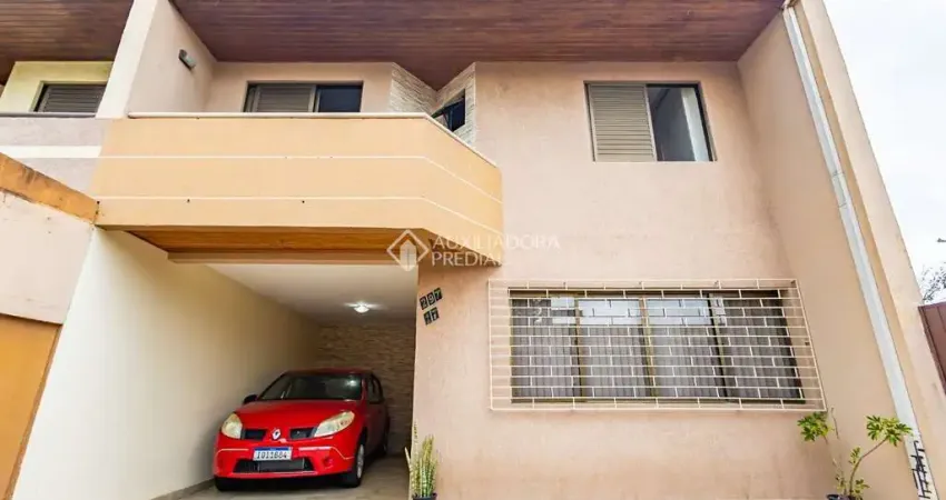 Casa com 3 quartos à venda na Engenheiro Farid Surugi, 297, Tarumã, Curitiba