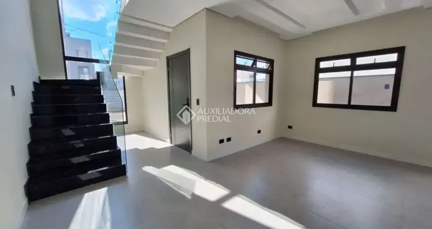 Casa em condomínio fechado com 3 quartos à venda na Rua Irma Schreiner Maran, 503, Santa Cândida, Curitiba