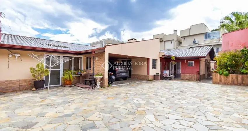 Casa com 3 quartos à venda na Rua Raquel Prado, 1185, Bom Retiro, Curitiba