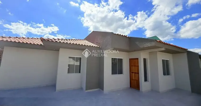 Casa com 3 quartos à venda na Rua Astorga, 157, Guaraituba, Colombo