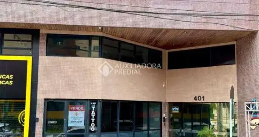 Ponto comercial à venda na Rua Mariano Torres, 401, Centro, Curitiba