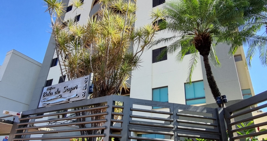 Apartamento 6o Andar, com 104m², 3 dormitórios e 2 vagas de garagem.